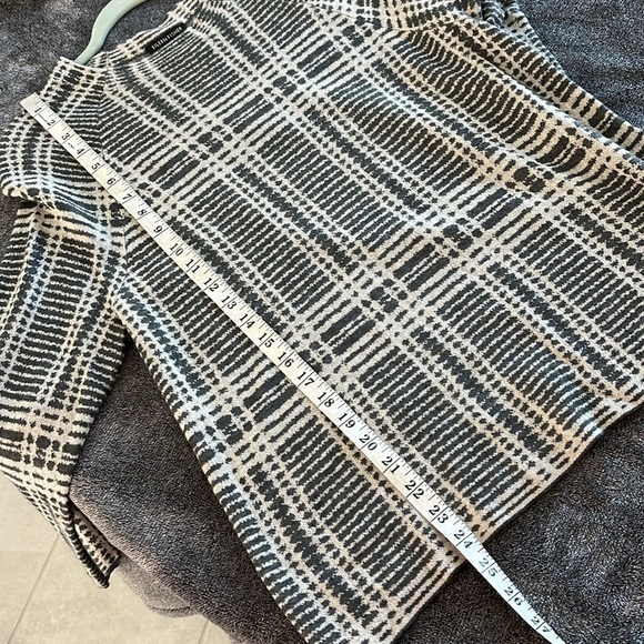 Eileen Fisher Blouse Merino wool blend size Medium Women's clothing - Picture 5 of 6